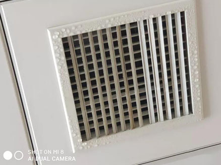 中央空調風口結露