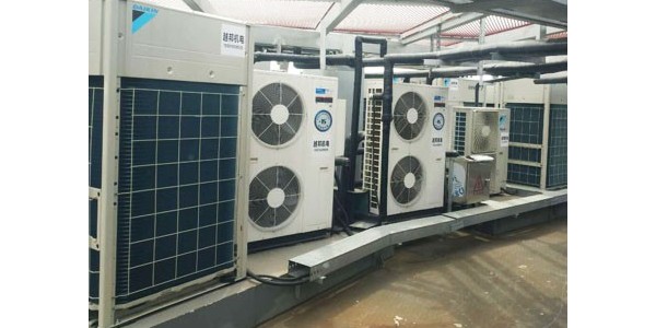 中央空調(diào)開一個(gè)和全開,主機(jī)一直在工作嗎?